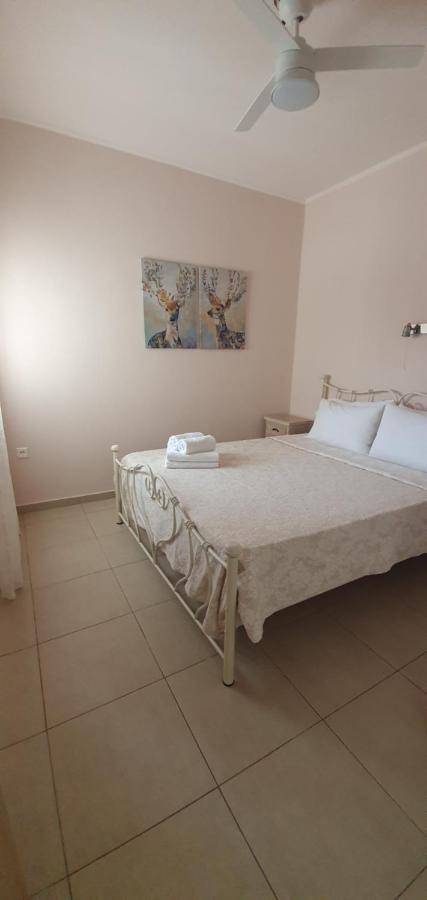 Villa A House By The Sea Ormos Panagias Exterior foto