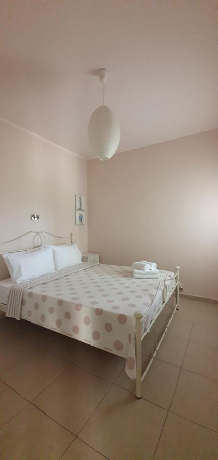 Villa A House By The Sea Ormos Panagias Exterior foto