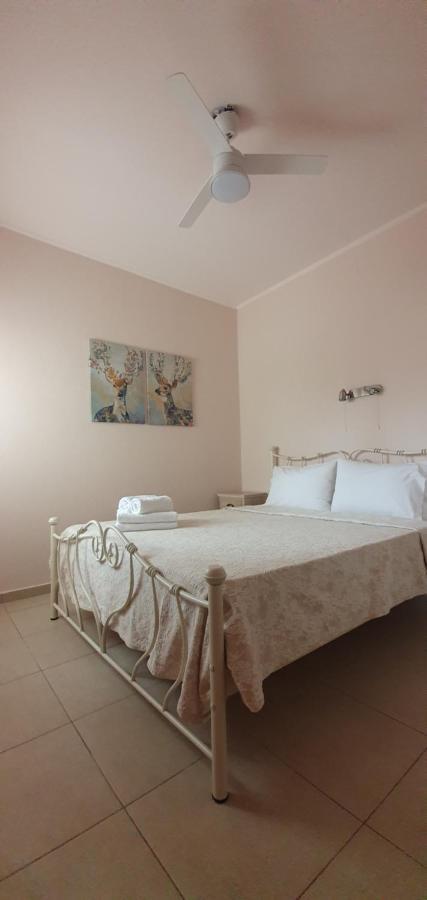 Villa A House By The Sea Ormos Panagias Exterior foto