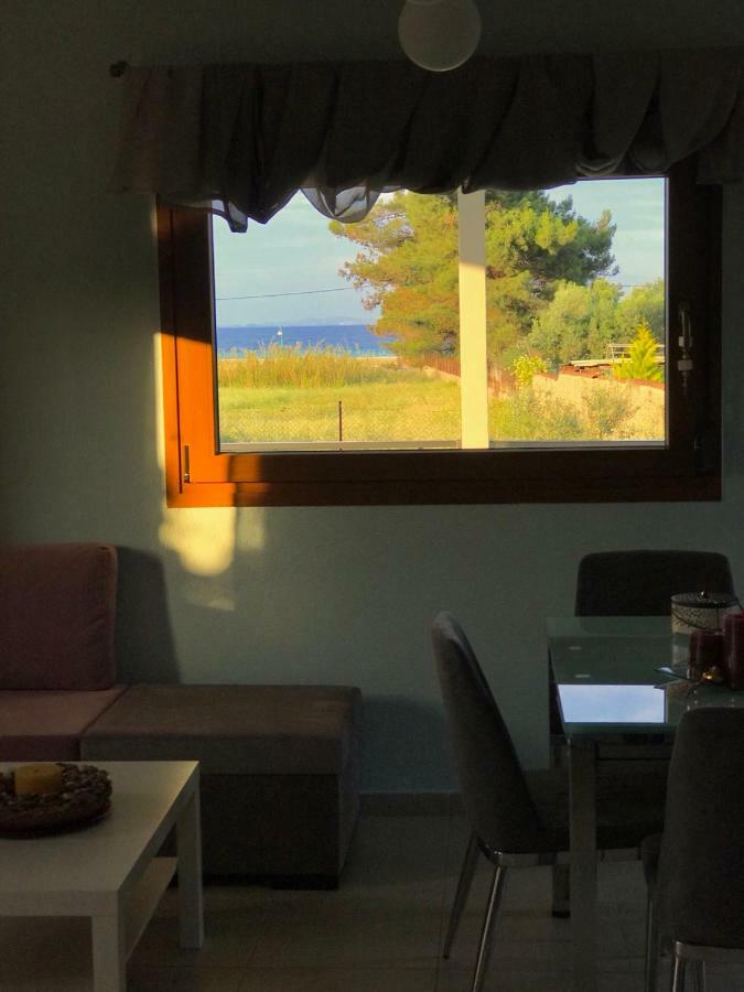 Villa A House By The Sea Ormos Panagias Exterior foto