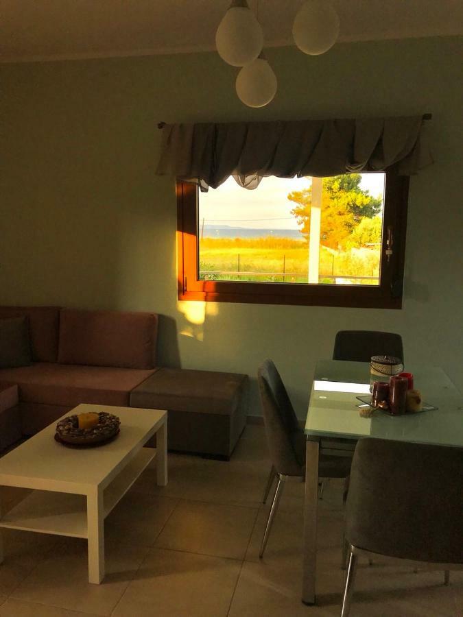 Villa A House By The Sea Ormos Panagias Exterior foto