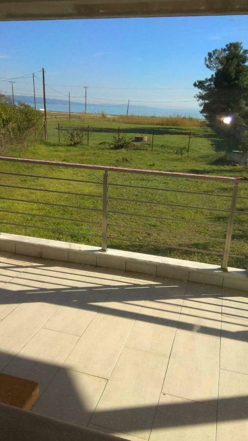 Villa A House By The Sea Ormos Panagias Exterior foto